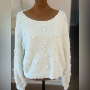 M Jun & Ivy Super soft White Sweater with Pom Pom Accents.